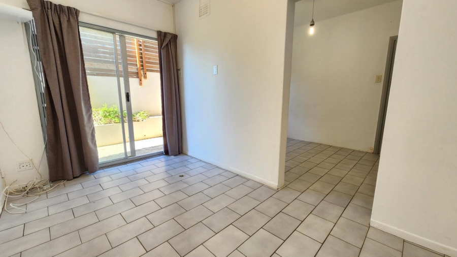 3 Bedroom Property for Sale in Vredehoek Western Cape